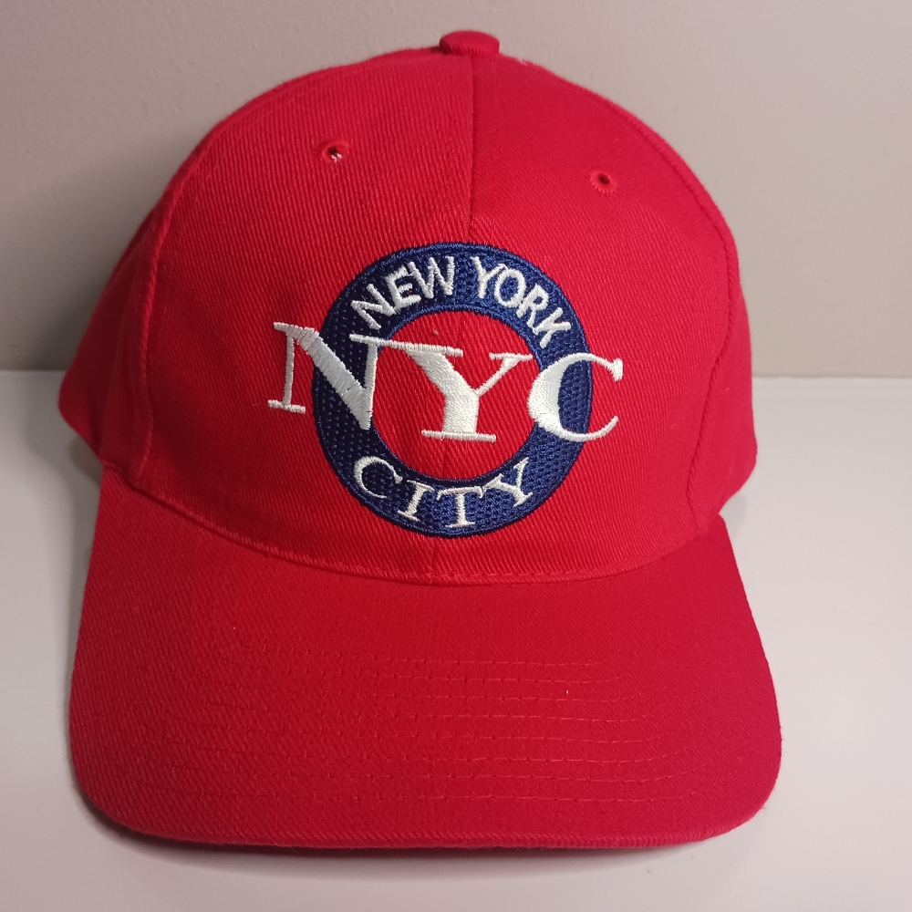 Unisex Nyc New York City embroidered low profile cap, red and white, snap closur